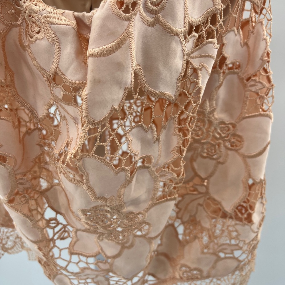 Lover + Friends "Life's a Beach" Lace Crop Top in Papaya - Size XS - Picture 6 of 12